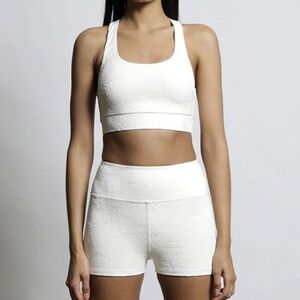 New w/Tags Twenty Montreal 3D Pineapple 2-Piece Lot Sports Bra Biker Shorts XS